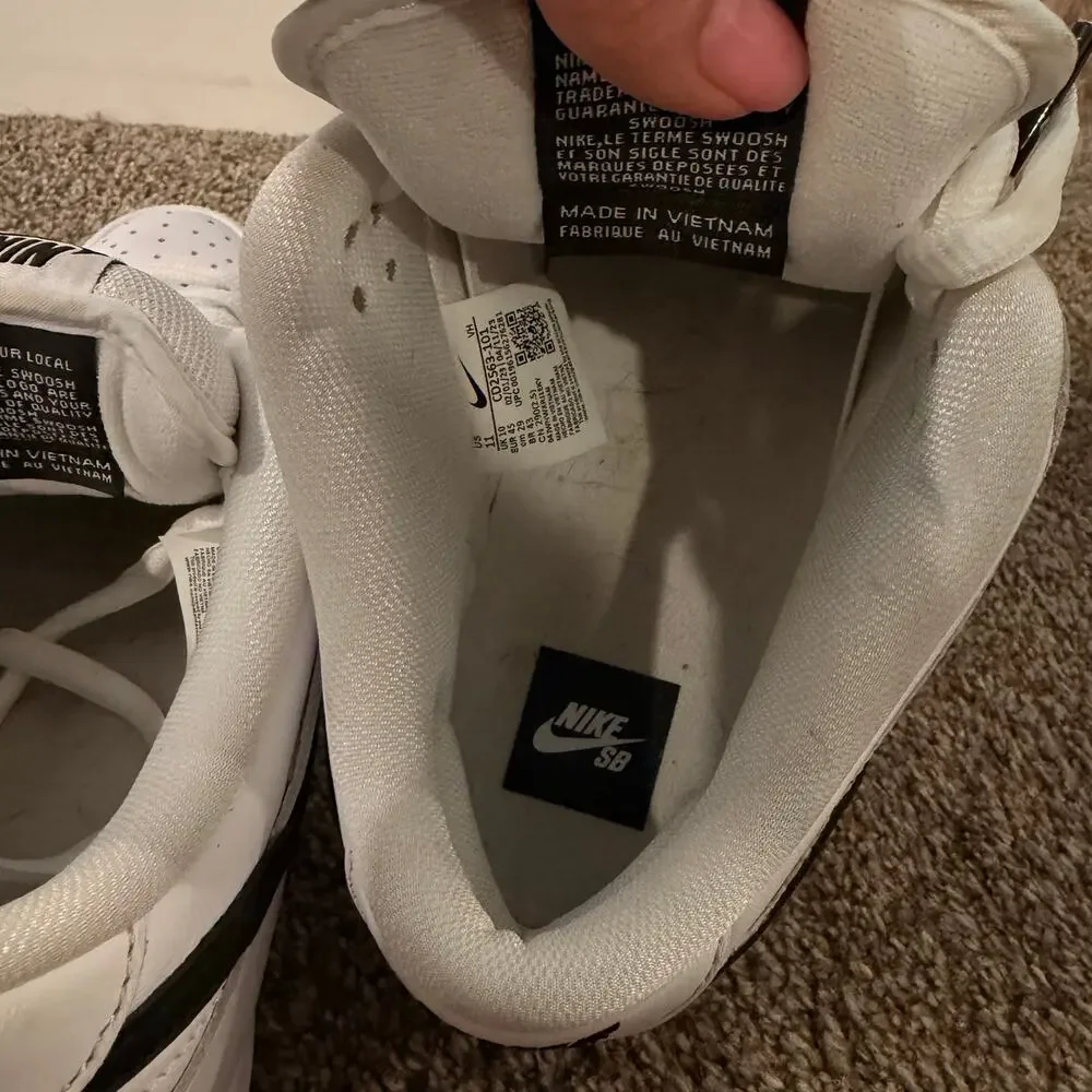 NIKE Men's SB Dunk Low White and Gum Light Brown Shoes Size 11